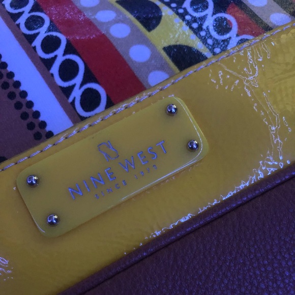 Meet your Posher, Purses galore - Picture 7 of 14